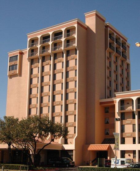 Love Field Hotel & Suites Dallas Exterior foto
