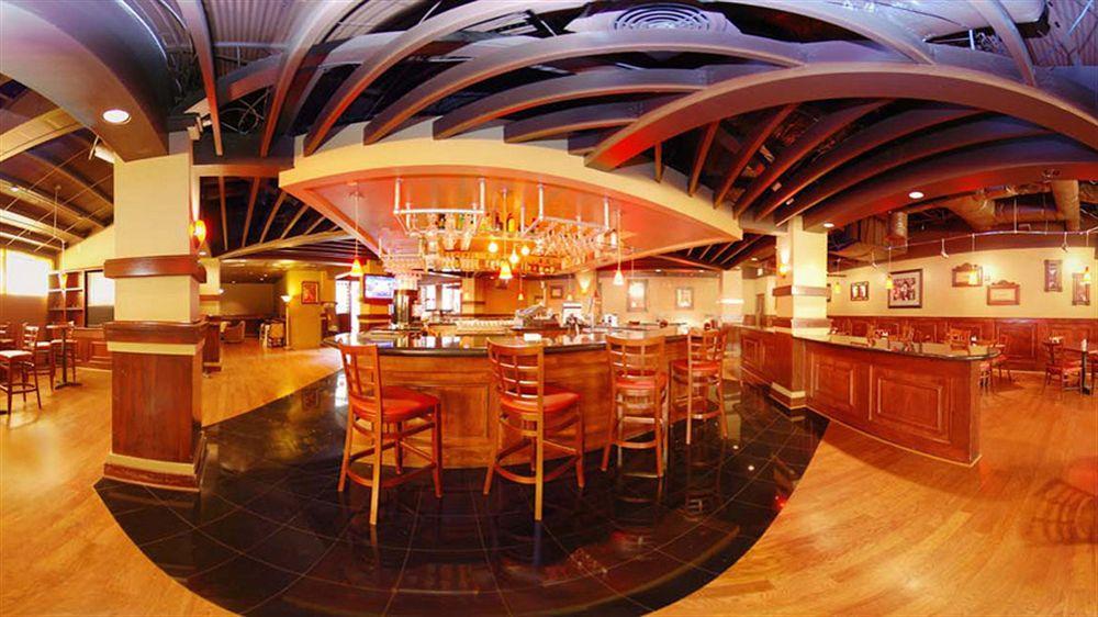 Love Field Hotel & Suites Dallas Exterior foto
