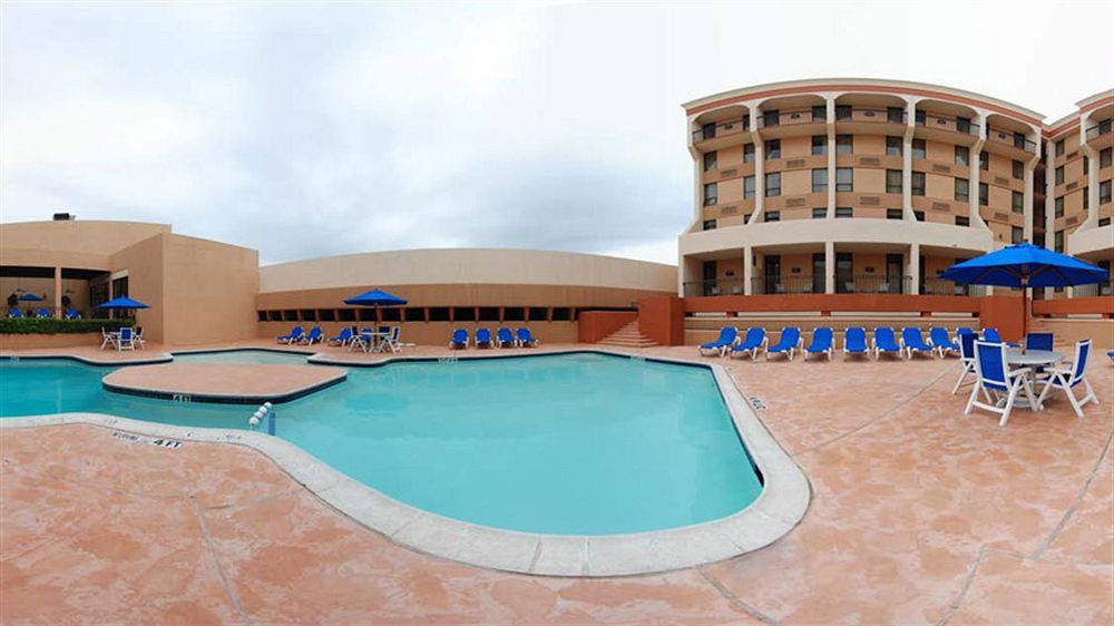Love Field Hotel & Suites Dallas Exterior foto
