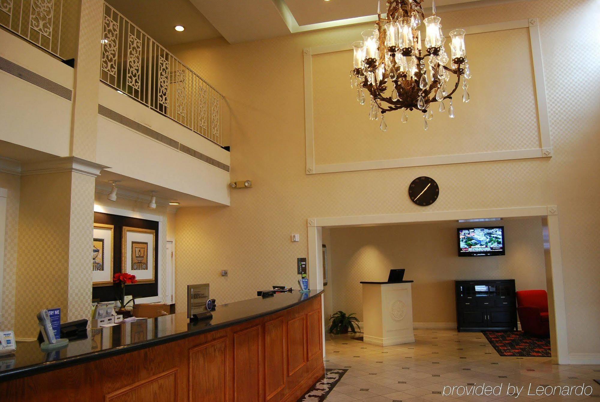 Love Field Hotel & Suites Dallas Exterior foto