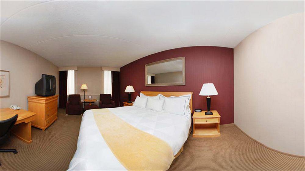 Love Field Hotel & Suites Dallas Exterior foto